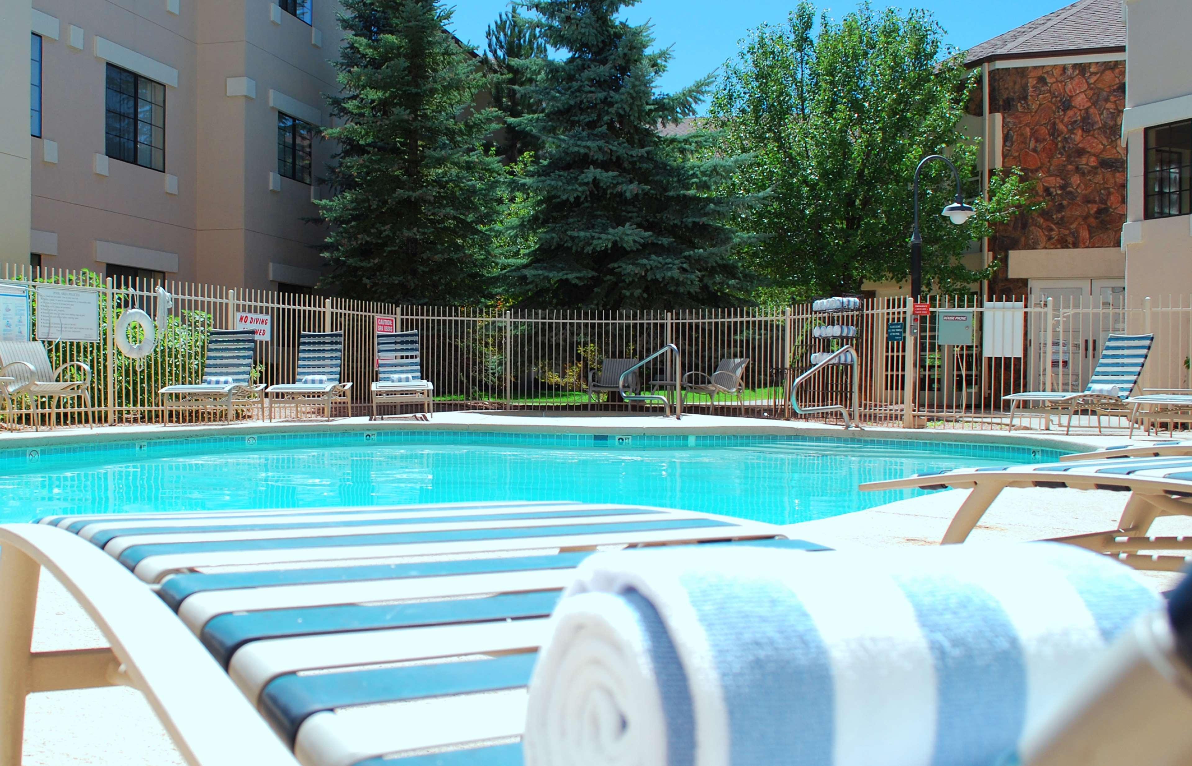 Embassy Suites By Hilton פלאגסטאף מראה חיצוני תמונה