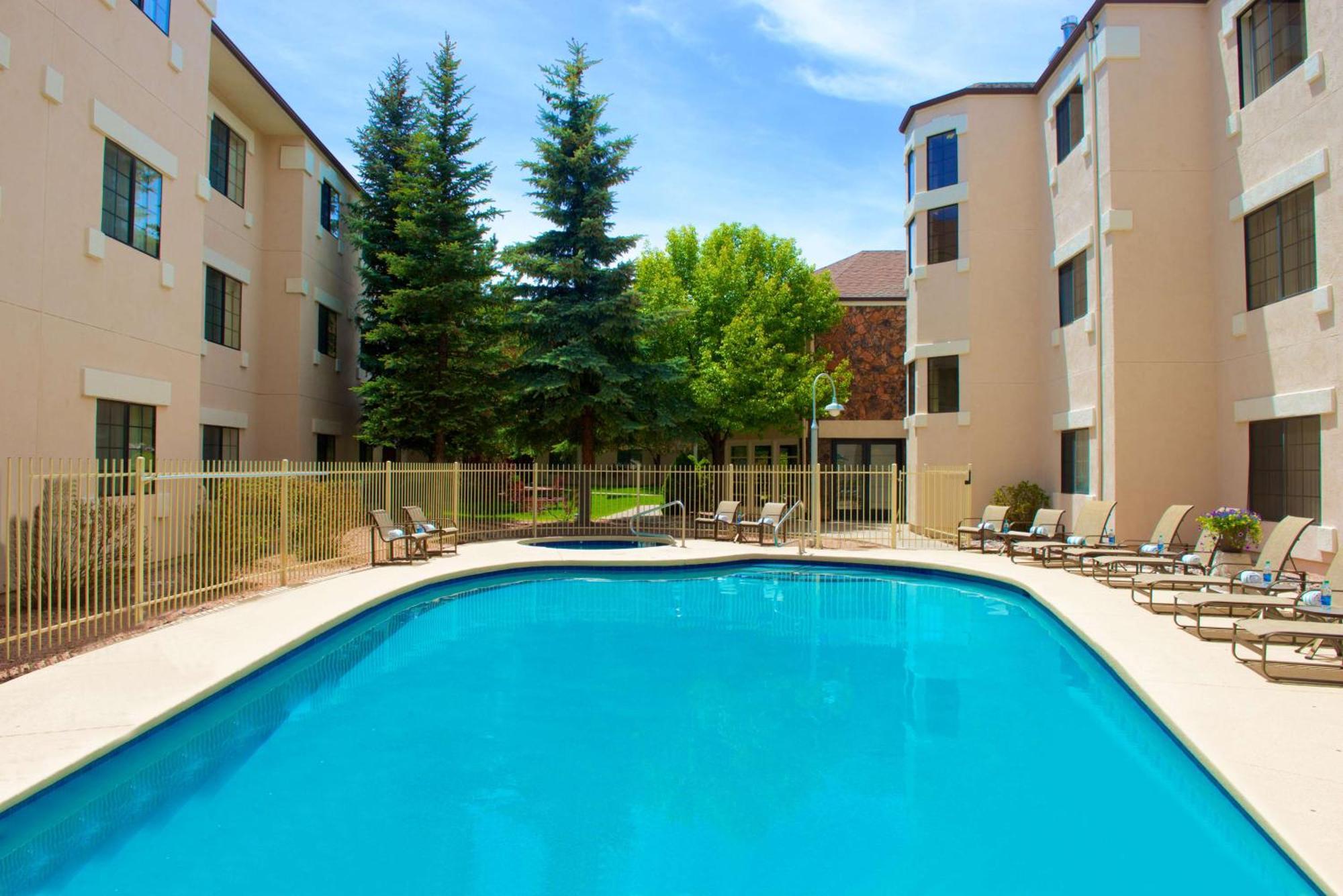 Embassy Suites By Hilton פלאגסטאף מראה חיצוני תמונה