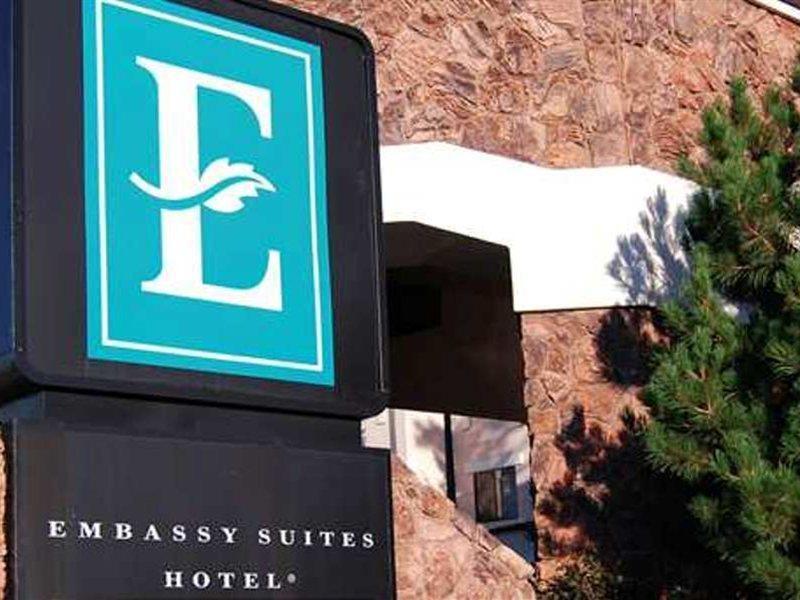 Embassy Suites By Hilton פלאגסטאף מראה חיצוני תמונה