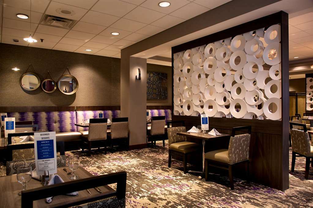 Embassy Suites By Hilton פלאגסטאף מסעדה תמונה